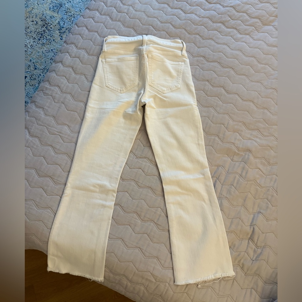 J crew perfect condition boot crop white jeans size 25